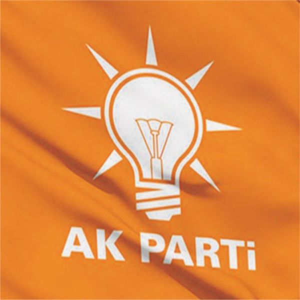 AK Parti Bayrakları