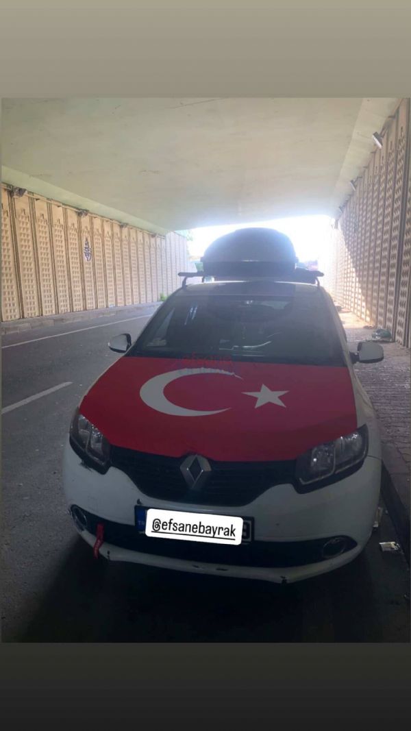 Türk Bayraklı Araç Kaput Örtüsü